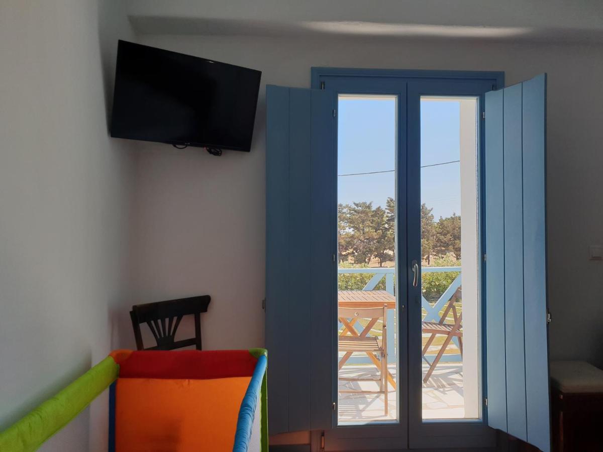 Captain'S Rocks Hotel Chrisi Akti  Exterior photo
